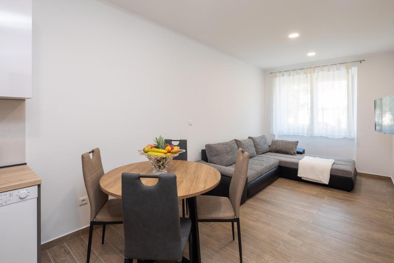 Direct Beach Apartments Jesenice  Zewnętrze zdjęcie